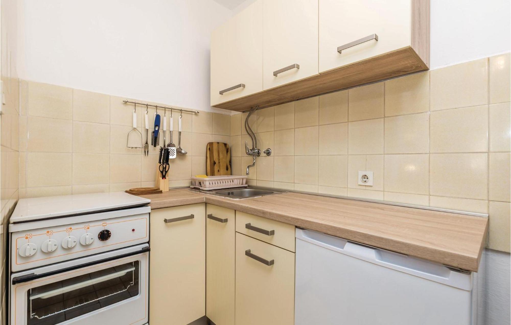 Stunning Apartment In Barbat-Rab With Wifi Barbat na Rabu Exteriér fotografie