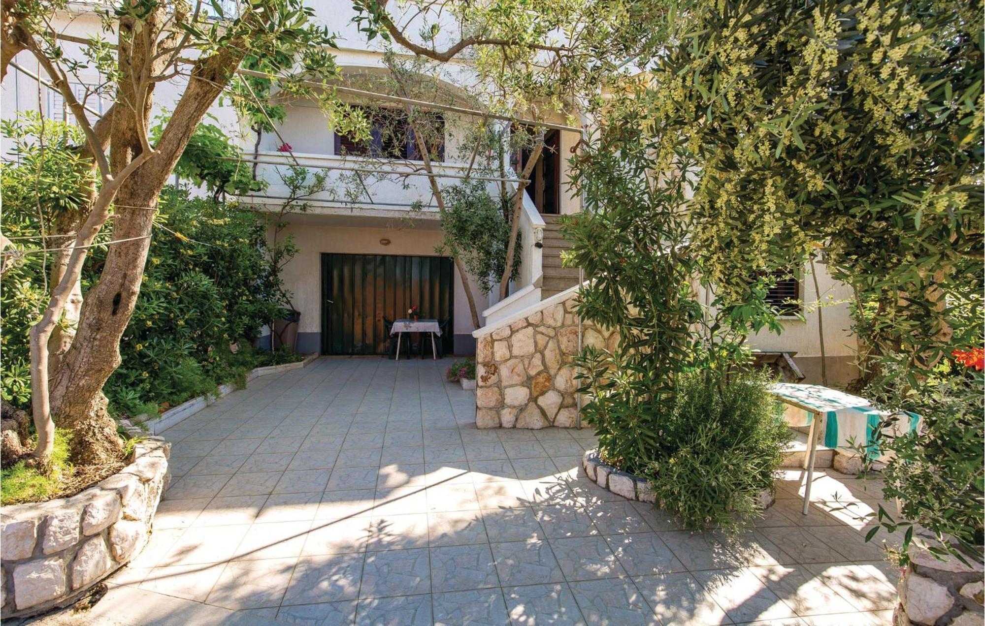 Stunning Apartment In Barbat-Rab With Wifi Barbat na Rabu Exteriér fotografie