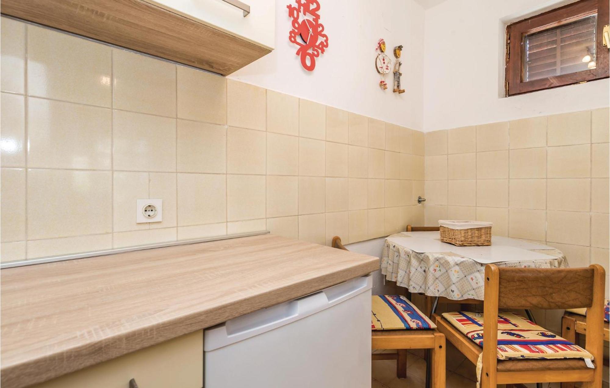 Stunning Apartment In Barbat-Rab With Wifi Barbat na Rabu Exteriér fotografie