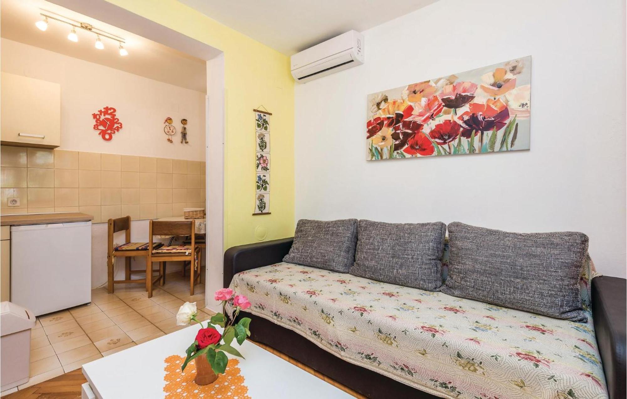 Stunning Apartment In Barbat-Rab With Wifi Barbat na Rabu Exteriér fotografie