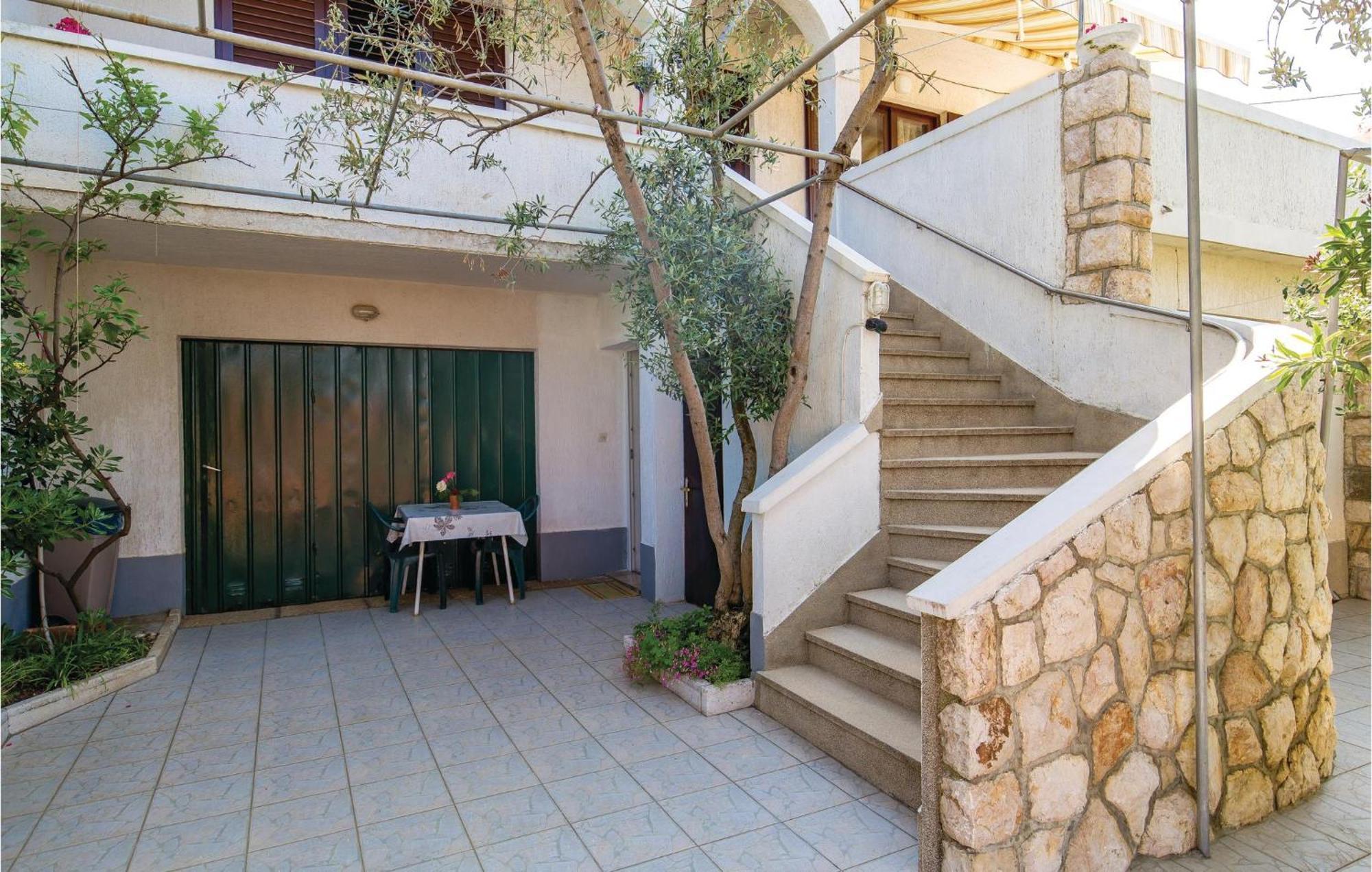 Stunning Apartment In Barbat-Rab With Wifi Barbat na Rabu Exteriér fotografie